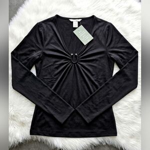 H&M Black Long-Sleeve V-Neck Top with Center Ring Detail -NWT